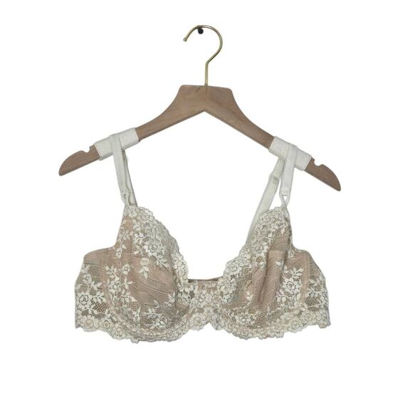 Wacoal Embrace Lace Underwire Bra Size 38B Nude Ivory - Picture 1 of 6